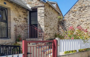Awesome Home In Lannion With Wifi